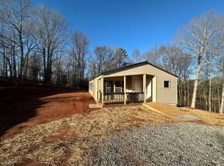 222 Purple Star Ln, Cleveland, GA 30528