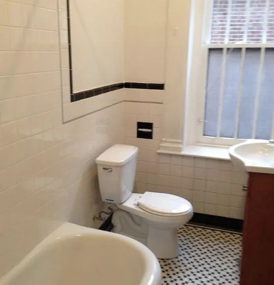 1209 Spruce St #3R — Photo 4