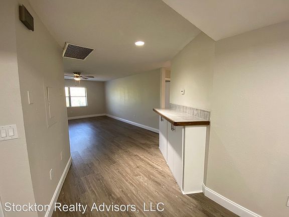 5th image of 3491 62nd Ave N APT 211