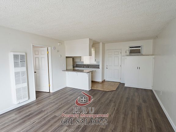 5th image of 1002 Princeton Ave #1002