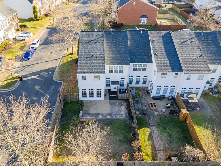 4000 Alder Grove Ln — Photo 40