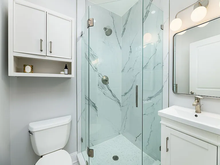 919 W Altgeld St #2 — Photo 12