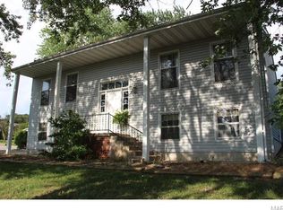 1604 Forum Dr, Rolla, MO 65401