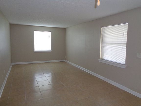 4th image of 3952 Atlantic Blvd APT D19