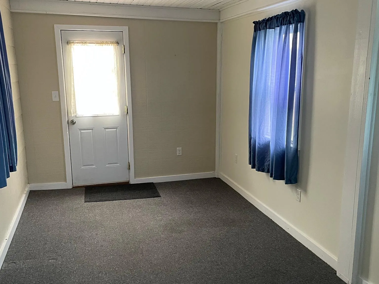 2 bed, 1000 sqft, $950 — Photo 4