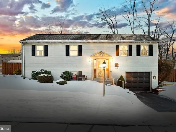 63 Lion Dr, Hanover, PA 17331