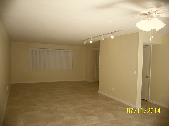 family room very large