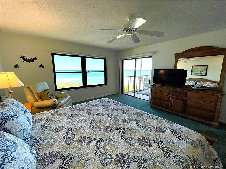 2491 NE Ocean Blvd #302 — Photo 17