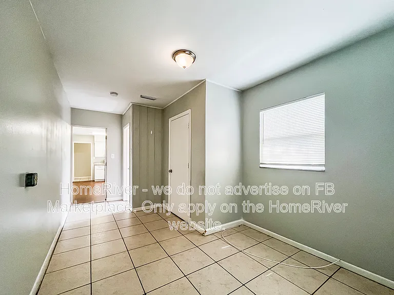 1903 W Spruce St — Photo 13