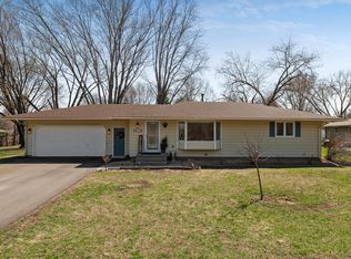 9805 101st Ave N, Maple Grove, MN 55369