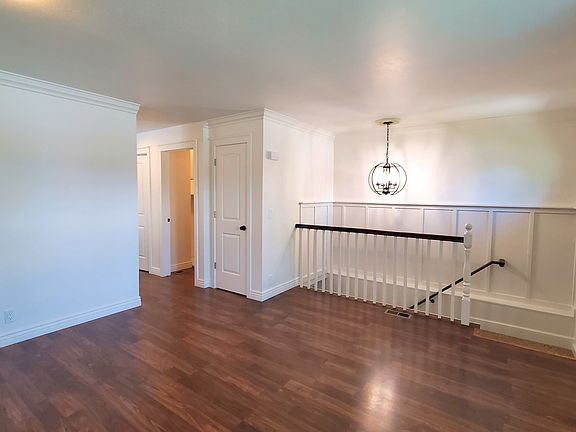 3rd image of 9266 S Edenbrook Way