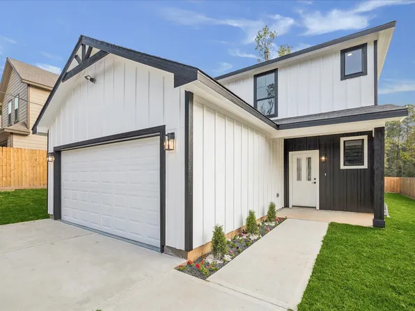 3026 Comanche, Willis, TX 77378