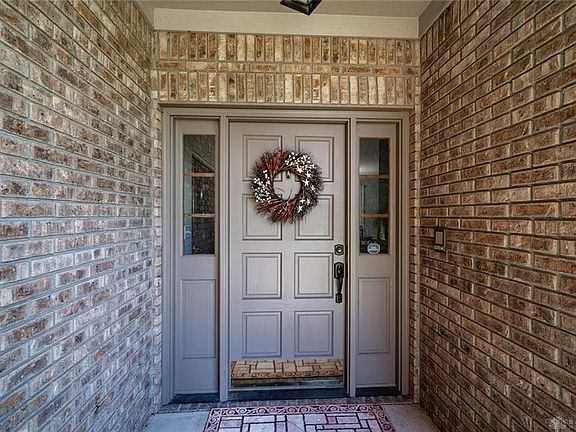 3rd image of 6510 Stillcrest Way