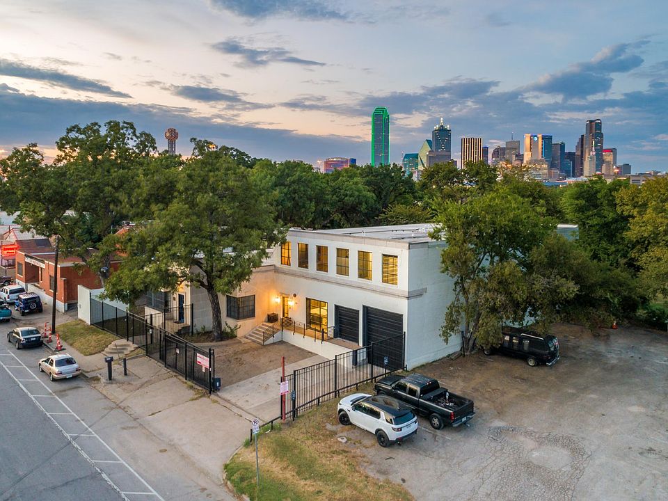 VIEWS OF DOWNTOWN FROM 1212 S. RIVERFRONT