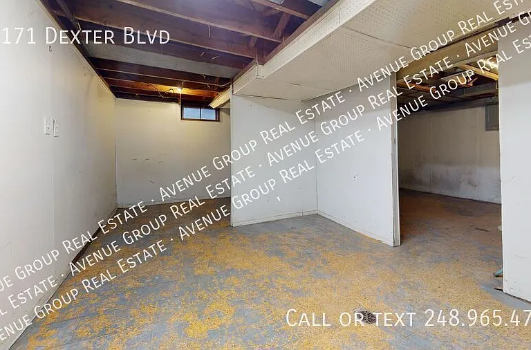 21171 Dexter Blvd — Photo 5