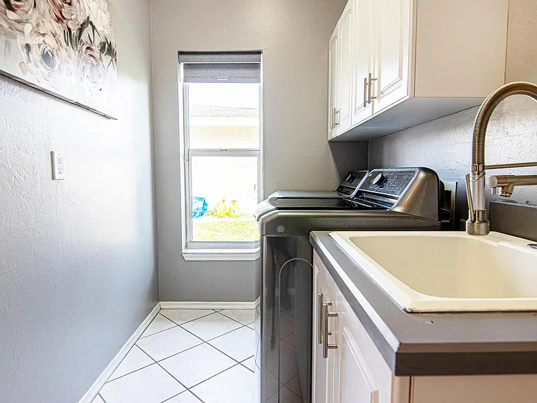 2031 Cornwallis Pkwy — Photo 9
