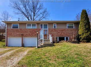 5039 Elk River Rd S, Elkview, WV 25071