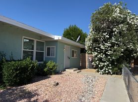 329 S Richmond Rd, Ridgecrest, CA