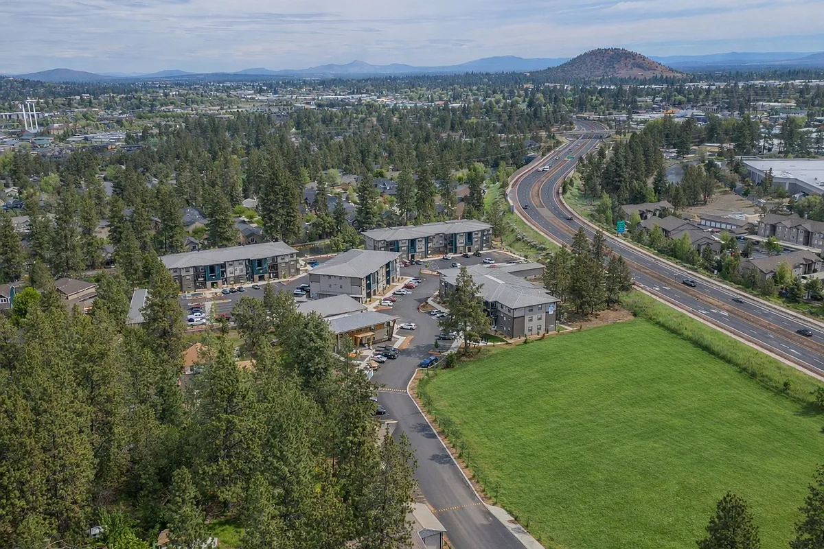 Building Photo - The Reserve at Brookswood