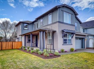 2338 NE Winlock Way, Poulsbo, WA 98370