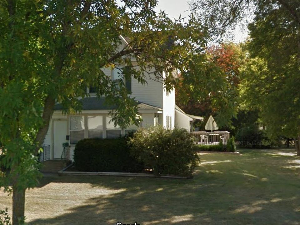 1st image of 647 Woodward Ave #647.5