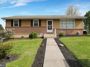 807 Cameron St, Shillington, PA 19607