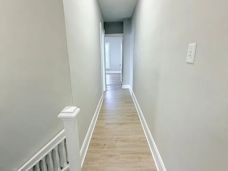 1132 N Oxford St — Photo 12
