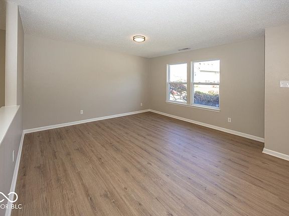 5th image of 5831 Costino Ln