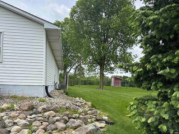 4th image of 7889 King Rd