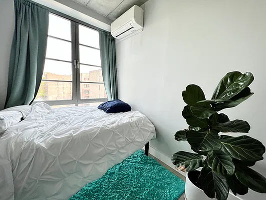 Rented by Pear NYC LLC | media 40