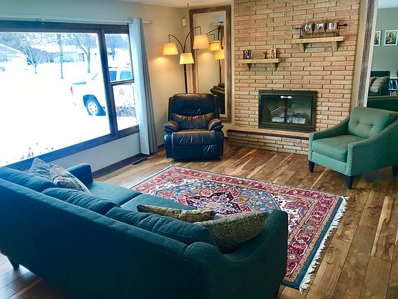 Living Rm Gas fireplace