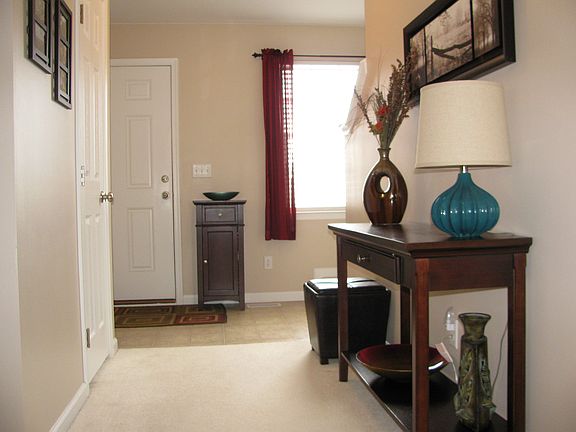 3rd image of 26 Jordy Ct