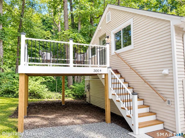 300 Railtree Hill Rd, Woodbury, CT