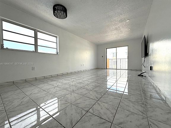 3rd image of 1150 Collins Ave APT 301