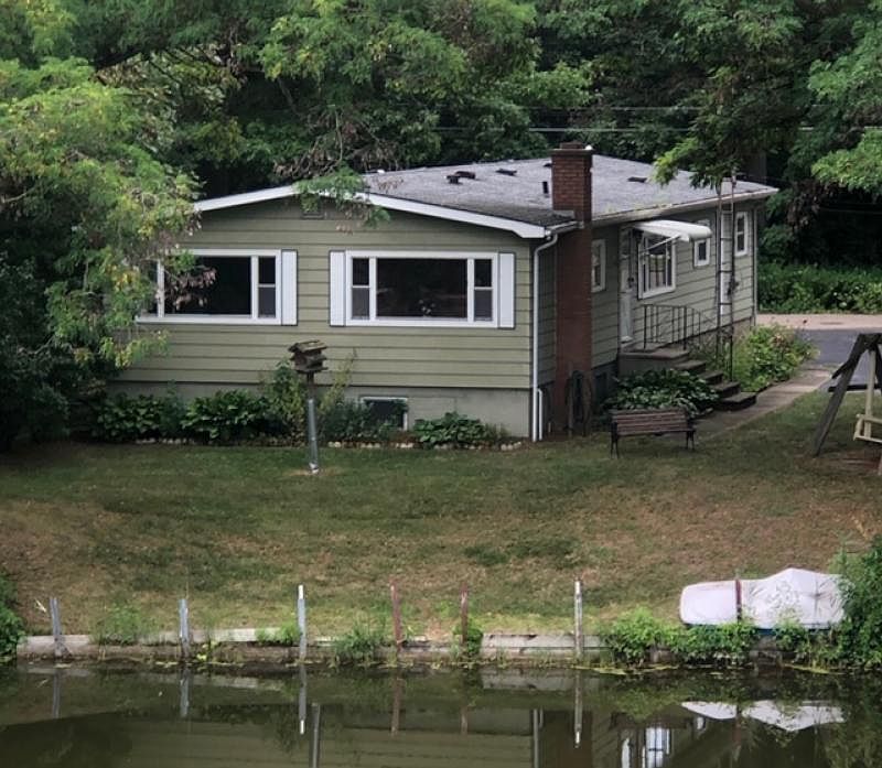 6662 Riverside Dr, Caseville, MI 48725 Zillow
