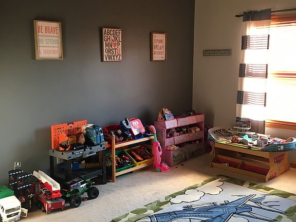 Dining Room/ Playroom