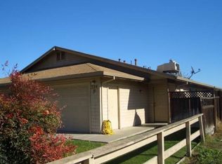 324 W Clover Rd APT E, Tracy, CA 95376