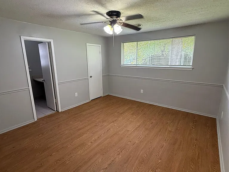 403 Brandywyne Dr — Photo 8