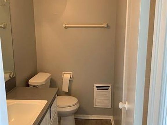4th image of 2113 S Birmingham Ct