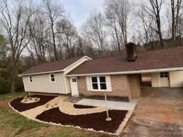 901 Hopewell Rd, Morganton, NC 28655