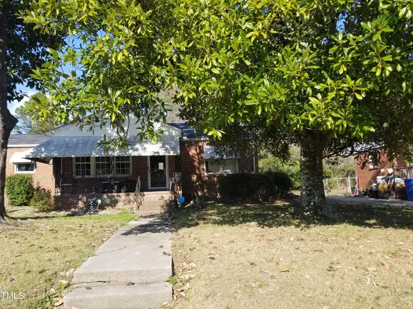 1214 Elizabeth Rd W, Wilson, NC 27893