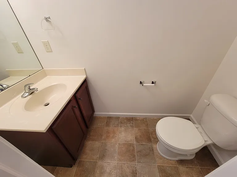 402 Mount Olive Ln — Photo 13