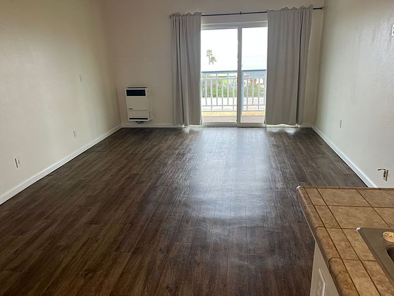 3rd image of 3302 Ocean Blvd #5
