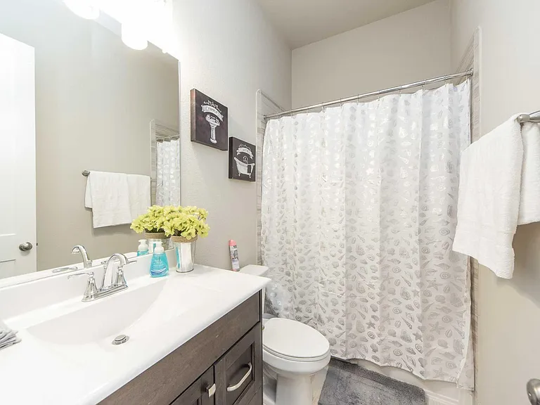 8719 Fox Trail Dr — Photo 20