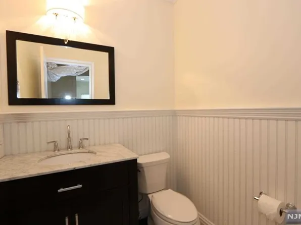 1513 13th Street image 15 of 26