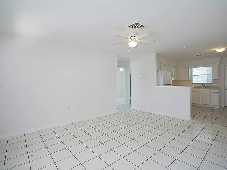 1193 S Alhambra Cir — Photo 12