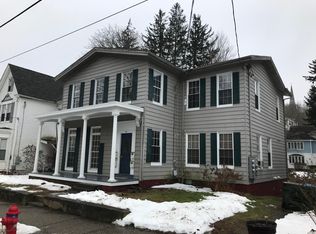 82 McKinley Ave APT 1, Norwich, CT 06360