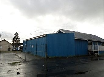 2nd image of 1323 Broadway