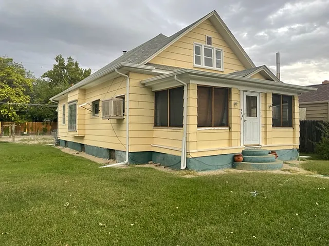 922 Colorado Ave — Photo 2