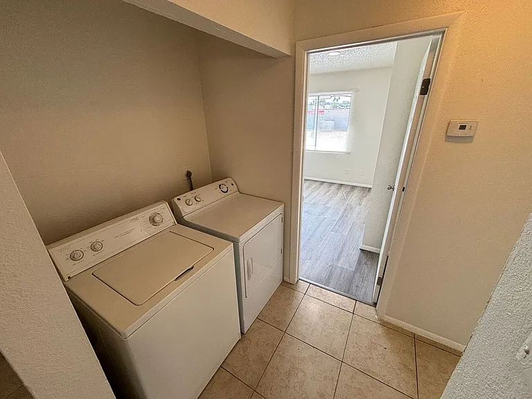 2883 Wheelwright Dr #6-D — Photo 11